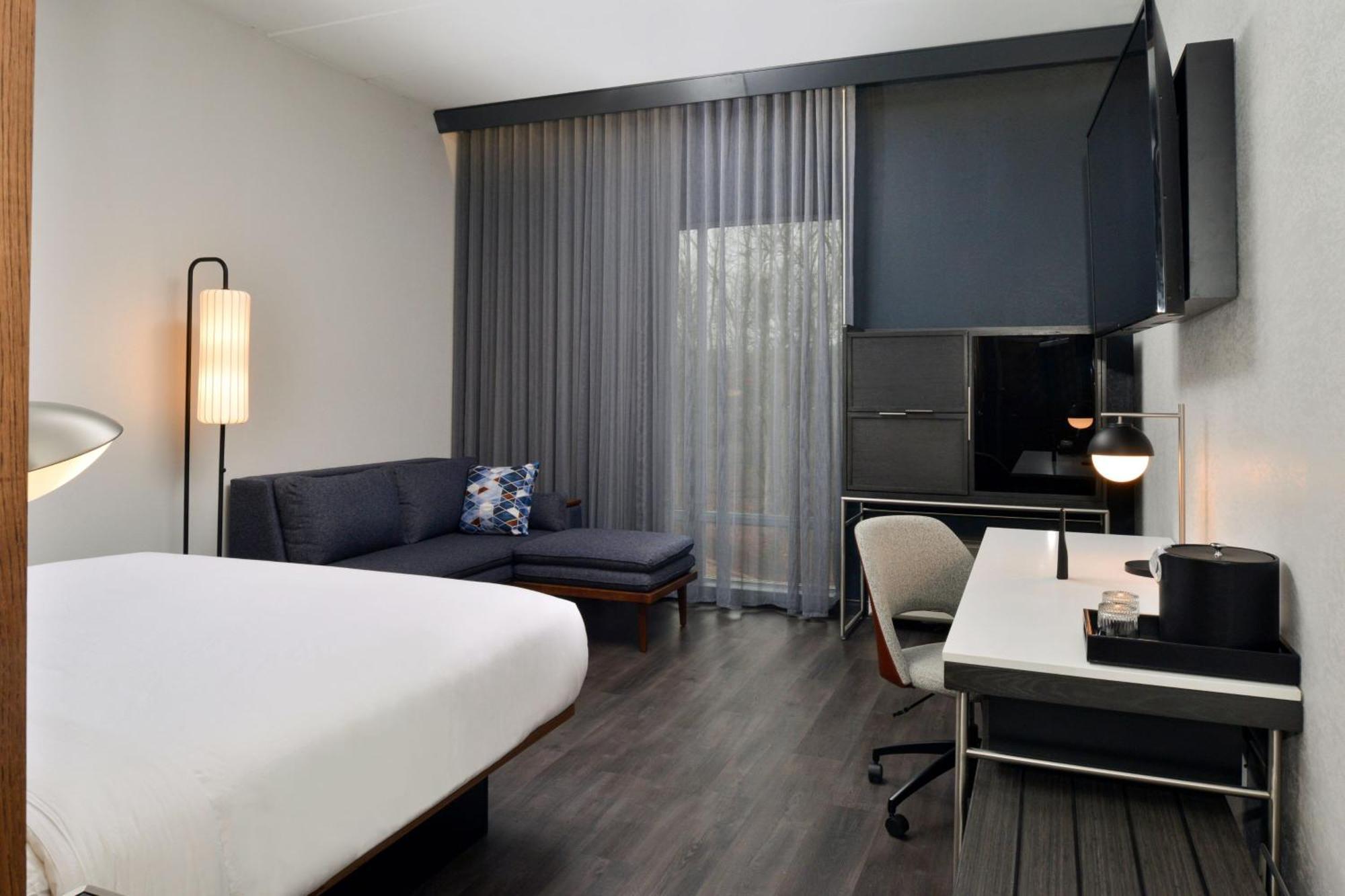 ホテル Courtyard By Marriott Raleigh Cary Crossroads エクステリア 写真