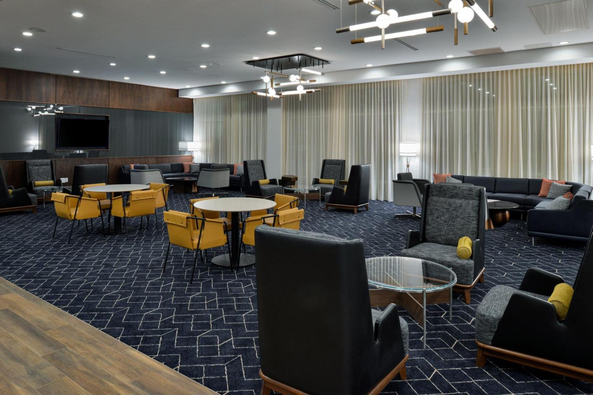 ホテル Courtyard By Marriott Raleigh Cary Crossroads エクステリア 写真